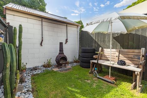 Photo of property in 114 Strickland Street, Sydenham, Christchurch, 8023