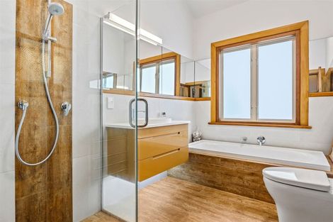 Photo of property in 7 Thorrington Road, Cashmere, Christchurch, 8022