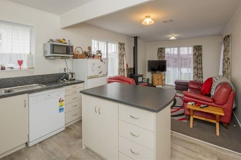 Photo of property in 44 Durham Street, Levin, 5510