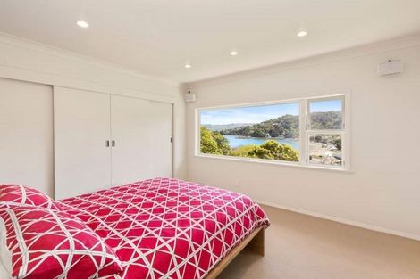 Photo of property in 9 Gill Road, Lowry Bay, Lower Hutt, 5013