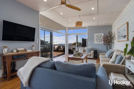 Photo of property in 16a Shaw Road, Waihi Beach, 3611