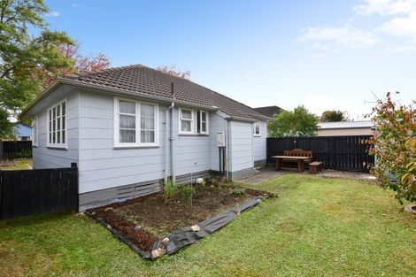 Photo of property in 98 Holland Road, Fairfield, Hamilton, 3214