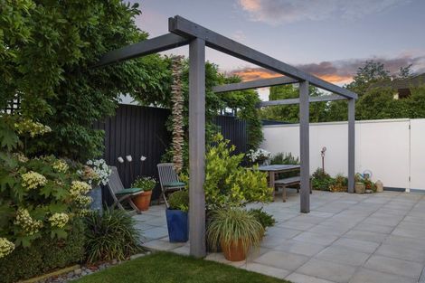 Photo of property in 6a Taylors Avenue, Bryndwr, Christchurch, 8052