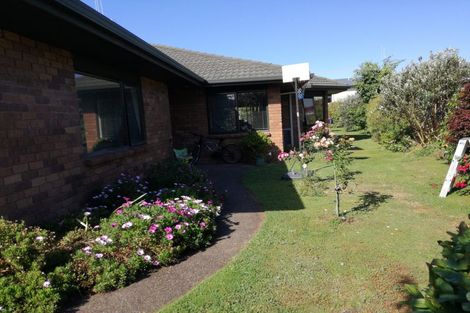 Photo of property in 36 Bramley Drive, Rototuna, Hamilton, 3210