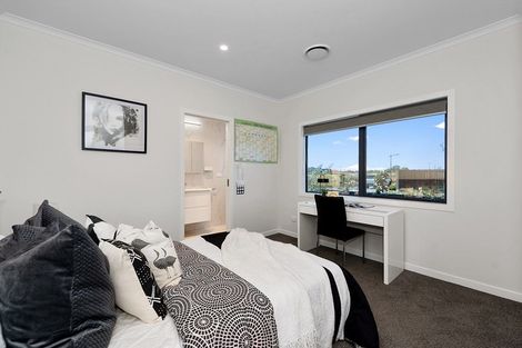 Photo of property in 5 Lissaman Place, Chartwell, Hamilton, 3210