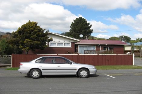 Photo of property in 1a Stanley Street, Wainuiomata, Lower Hutt, 5014