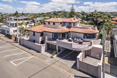 Photo of property in 1/60 Milford Road, Milford, Auckland, 0620