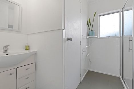 Photo of property in 6 Chisholm Place, Mangere East, Auckland, 2024