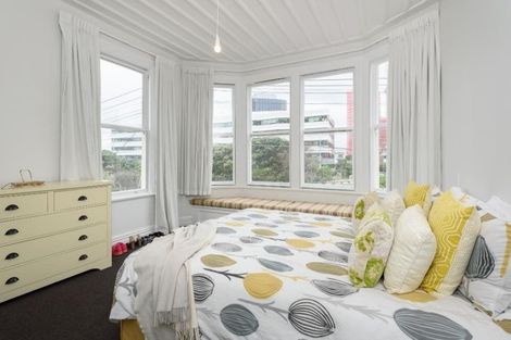 Photo of property in 132 Tinakori Road, Thorndon, Wellington, 6011