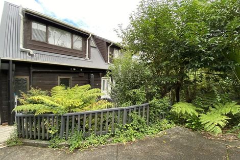 Photo of property in 13 Felstead Street, Birkenhead, Auckland, 0626