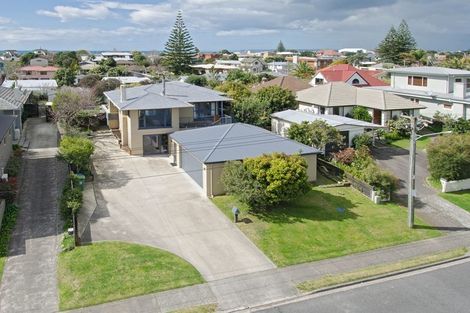 Photo of property in 33 Ranch Road, Mount Maunganui, 3116