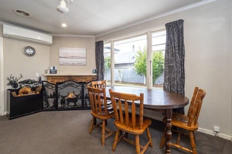 Photo of property in 17 Middle Road, Allenton, Ashburton, 7700