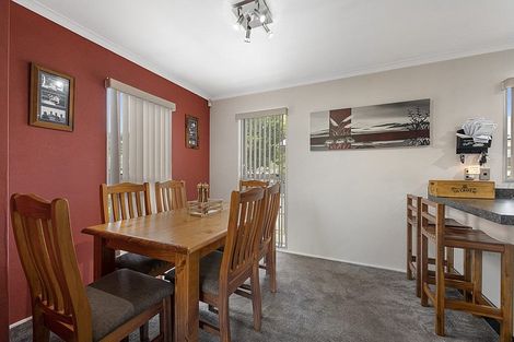 Photo of property in 55 Gemstone Drive, Birchville, Upper Hutt, 5018