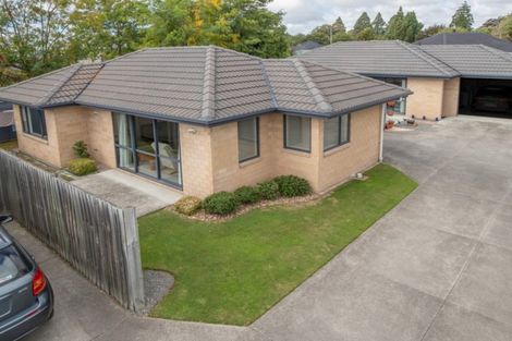 Photo of property in 2/15 Johns Road, Belfast, Christchurch, 8051