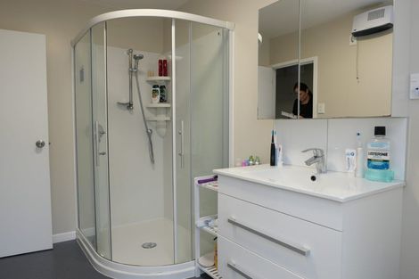 Photo of property in 1/23 Campbell Street, Karori, Wellington, 6012