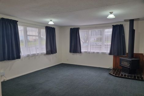 Photo of property in 1 Takapuwahia Drive, Takapuwahia, Porirua, 5022