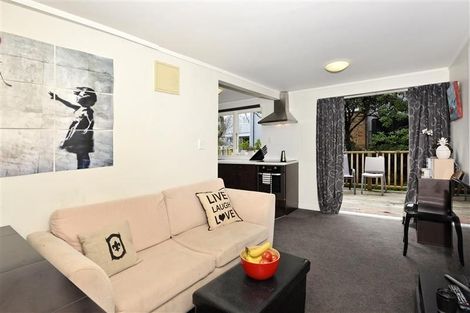 Photo of property in 27a Sussex Street, Levin, 5510