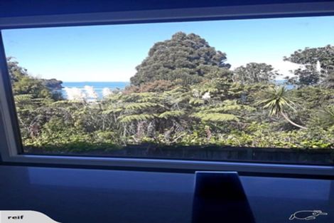 Photo of property in 30c Wade River Road, Stanmore Bay, Whangaparaoa, 0932