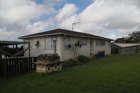 Photo of property in 14 Sabot Place, Massey, Auckland, 0614