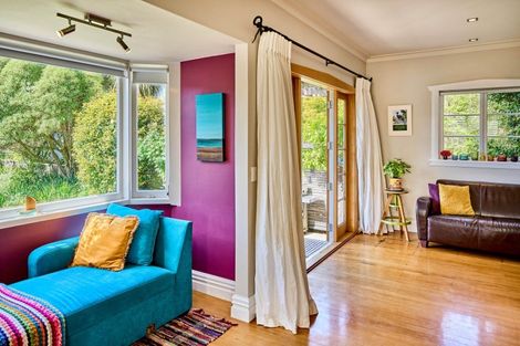 Photo of property in 5 Marina Grove, Hutt Central, Lower Hutt, 5010