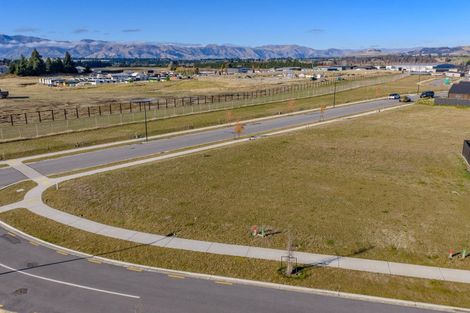 Photo of property in 55 Doug Ledgerwood Drive, Wanaka, 9305