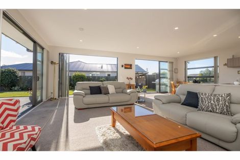 Photo of property in 5 Kestrel Place, Woolston, Christchurch, 8023