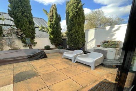 Photo of property in 8/314 Oxford Terrace, Christchurch Central, Christchurch, 8011