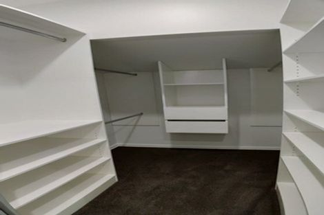 Photo of property in 36 Trias Road, Totara Vale, Auckland, 0629