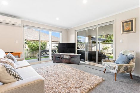 Photo of property in 20 Kokihi Lane, Snells Beach, 0920