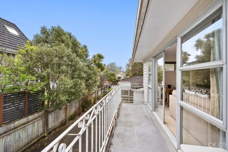 Photo of property in 52 Queens Grove, Hutt Central, Lower Hutt, 5010