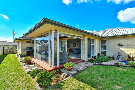 Photo of property in 15 Searle Drive, Patumahoe, Pukekohe, 2679