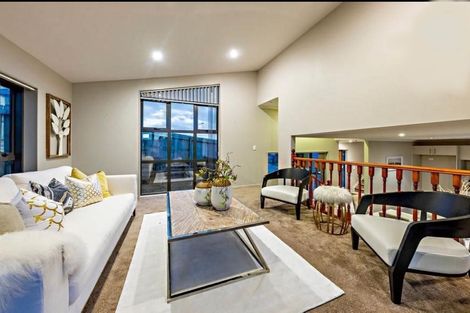 Photo of property in 147 Keri Vista Rise, Papakura, 2110