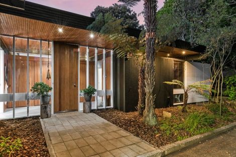 Photo of property in 28 Kahurangi Place, Snells Beach, 0920