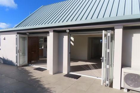 Photo of property in 1/20 Selwyn Road, Cockle Bay, Auckland, 2014