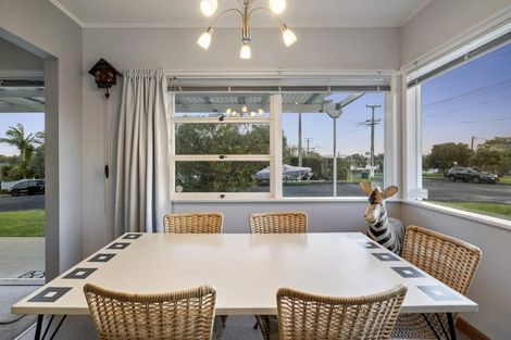 Photo of property in 106 Eversleigh Road, Belmont, Auckland, 0622