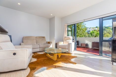 Photo of property in 5/19 Langana Avenue, Browns Bay, Auckland, 0630