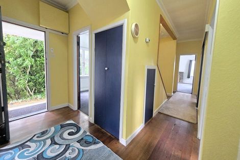 Photo of property in 75 Chamberlain Road, Karori, Wellington, 6012