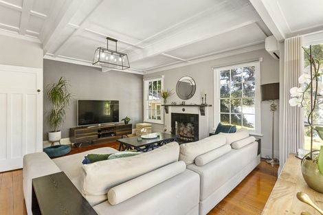 Photo of property in 9 Pakuranga Road, Pakuranga, Auckland, 2010