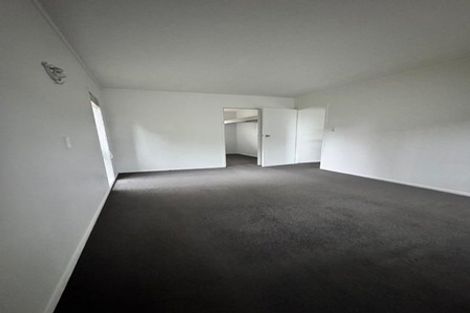 Photo of property in 71 Sandspit Road, Shelly Park, Auckland, 2014