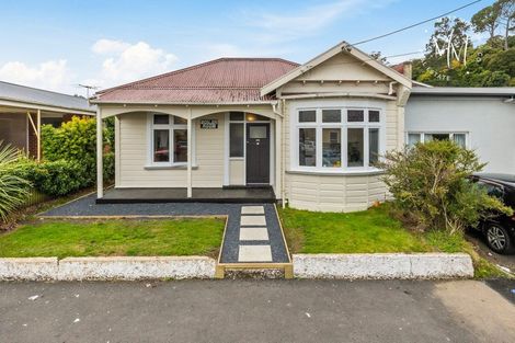 Photo of property in 58 Howe Street, North Dunedin, Dunedin, 9016
