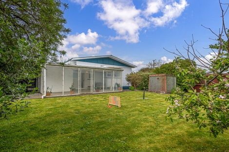 Photo of property in 49 Holland Crescent, Bulls, 4818