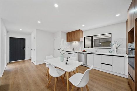 Photo of property in 6/9 Wilson Place, Papakura, 2110