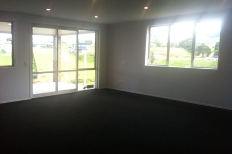 Photo of property in 6 Raithburn Terrace, Pokeno, 2402