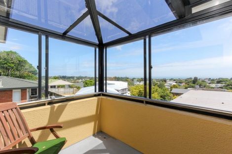 Photo of property in 20 Kellyville Heights, Merrilands, New Plymouth, 4312