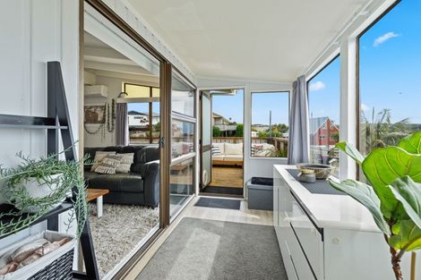 Photo of property in 18 Kauri Crescent, Snells Beach, 0920