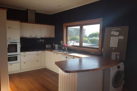 Photo of property in 6 Upoko Road, Hataitai, Wellington, 6021