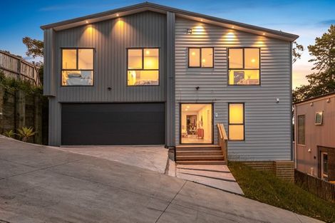 Photo of property in 185a Browns Bay Road, Browns Bay, Auckland, 0630