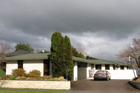 Photo of property in 27 Humphries Place, Awapuni, Palmerston North, 4412