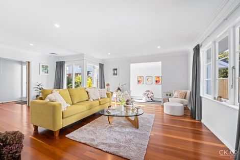 Photo of property in 5 Chilton Grove, Hutt Central, Lower Hutt, 5010