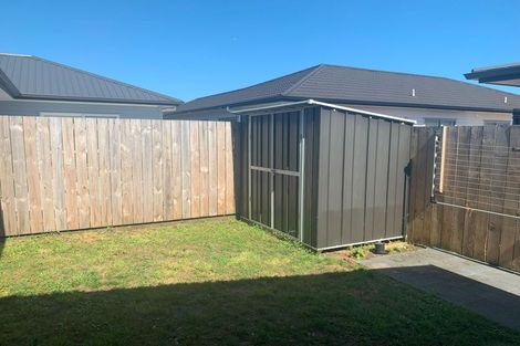 Photo of property in 18 Harore Road, Takanini, 2112